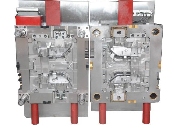 汽车内外饰注塑模具生产厂家